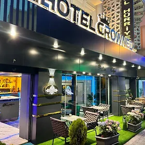 Hotel Crowned