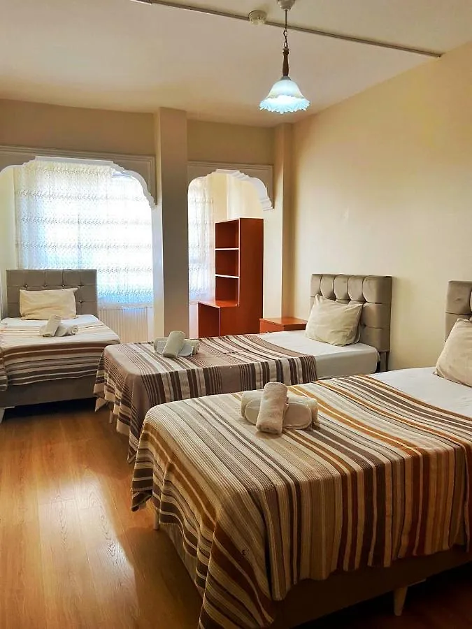 Ulubat Castle Hotel اسطنبول 3*,  تركيا